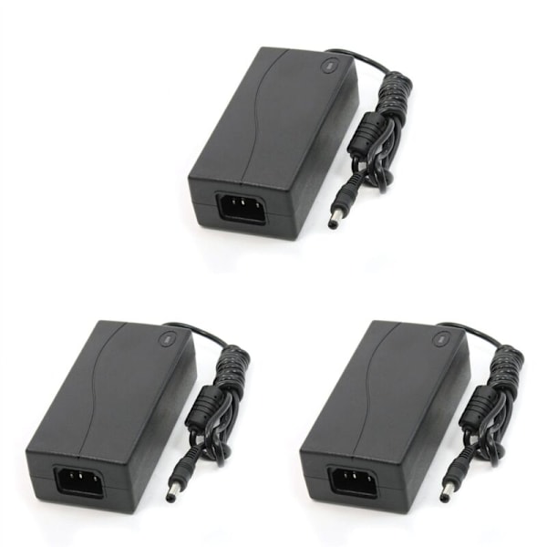 3X Indgang AC 100-240V 50/60Hz Udgang DC 12V 4A Strømforsyning Adapter Sort