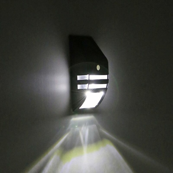 1 stk. Solar Motion Sensor Lys i rustfrit stål Udendørs dekorative Solcelledrevne LED-drevne sikkerhedslygter Vandtæt til fordørs terrassehegn P