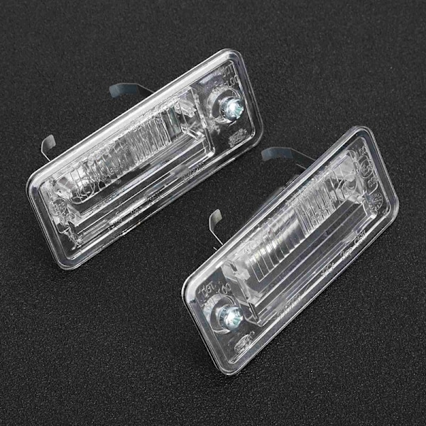 Nummerplate Lys, Lys 8E0807430A 8E0807430B Nummerplate Lys Passer til A3 A4 A5 A6 C6 A8 D3 Q7 RS4