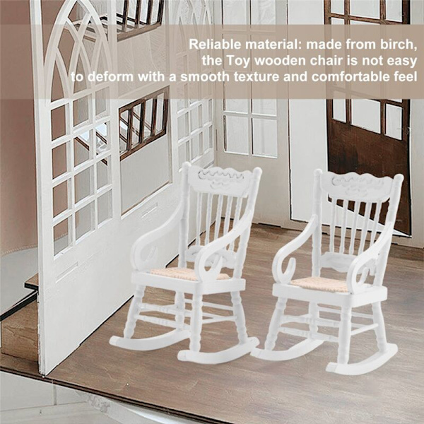 2 st 1:12 Leksaks Miniatyr Möbel Trä Gungstolar Leksakstillbehör för Dockhus Dekoration, Vit