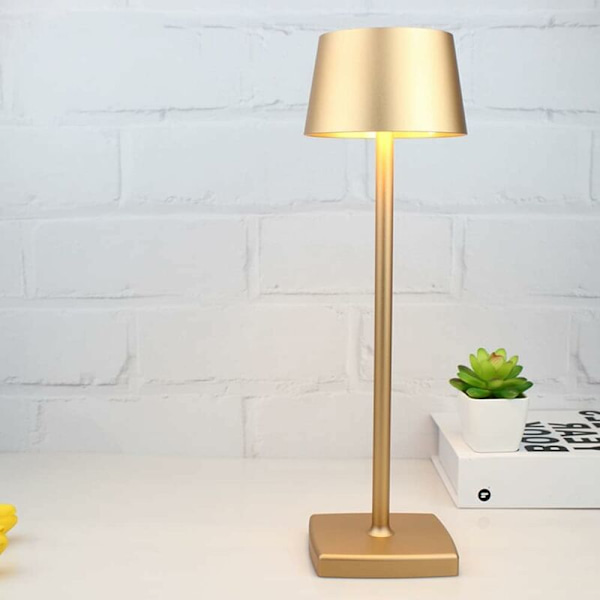 Trådlös bordslampa, 5200 mAh dimbar laddningsbar sladdlös lampa, IP54 vattentät utomhuslampa, för inomhus utomhus restaurang buffé bar café, guld