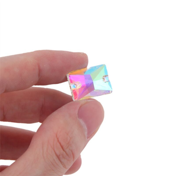 Neliömäiset ommeltavat kivikrustaalit kirkkaalla AB-värillä Vaatteiden ompelemiseen Lasip helmet Litteä selkä 2 reikää Mekkojen valmistukseen 13x18mm