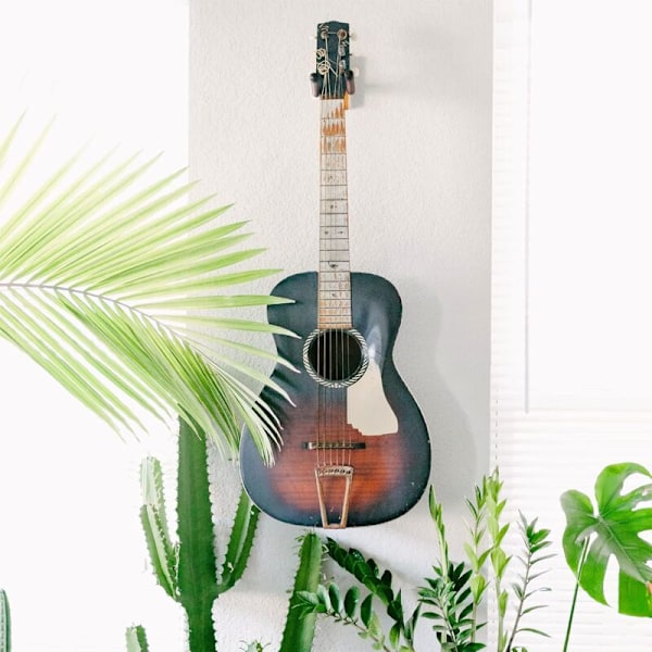 2-pakks Gitarthenger, Henger i Hardtre for Gitar på Veggen, Roterbar Gitarthenger med Skruer, V-Formet Gitarthenger for Akustisk og Elektrisk Gitar