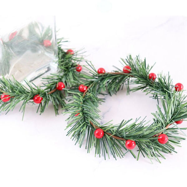 8 stk. Holly Candle Ring Små Kunstige Røde Bær Furu Nåler Girlander for Jul Girlander Ornamenter Dekor