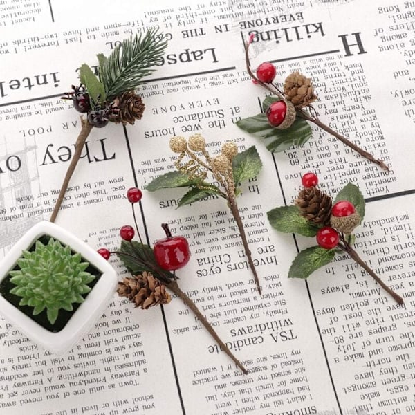 Julblomsterarrangemang, 10 Konstgjorda Tallkottar, Bärgrenar, Dekorativa Buketter