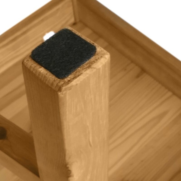 Kvadratiska självhäftande filtkuddar för möbler 32x32 mm 4-pack