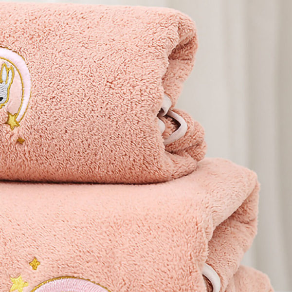 Blødt og tykt koral fleece badehåndklæde med god vandabsorption - Pink 34x76