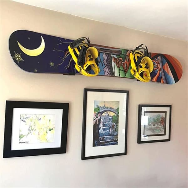 Minimalistisk snowboardställ, väggmonterad förvaring, minimalistisk surfbräda väggfäste/mittförvaringsställ
