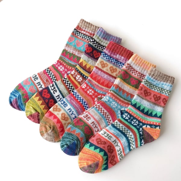 Naisten villasukat/miesten talvisukat Naisten sukat kylmällä säällä paksunnetut mukavat neulotut lämpimät sukat, 5 paria