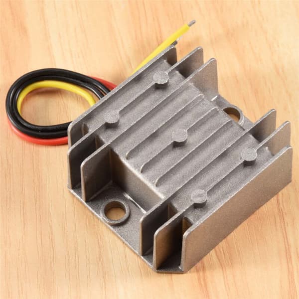 DC-DC 12V 24V 3A 72W virtalähdemuunnin