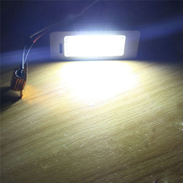 LED-nummerpladelys til A4 S4 B8 baglygte A5 S5 TT Q5 / 5D