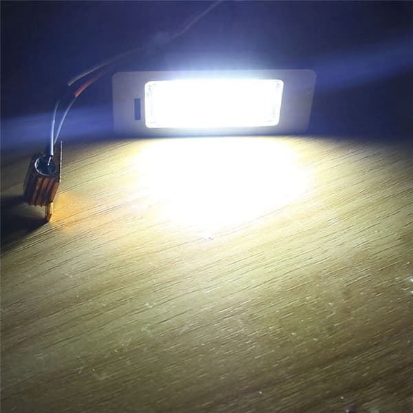 LED-skyltbelysning för A4 S4 B8 bakljus A5 S5 TT Q5 / 5D