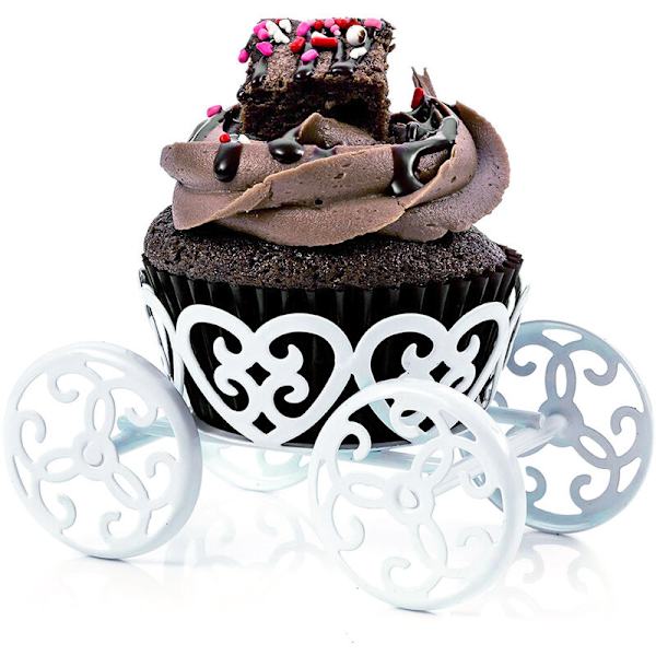 Sett med 2 unike prinsessevogn-cupcake-stativholdere