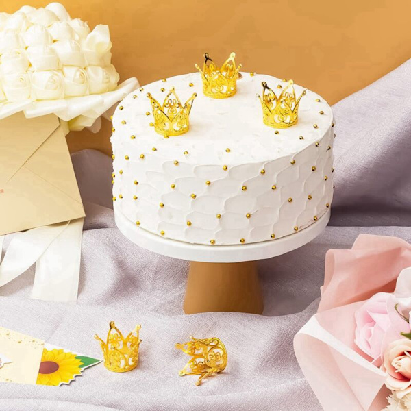 20 kappaletta kruunun kakkukoristetta Mini kruunu kultaiset kruunun cupcake-koristeet syntymäpäiväjuhliin vauvakutsujen kakkukoristeisiin