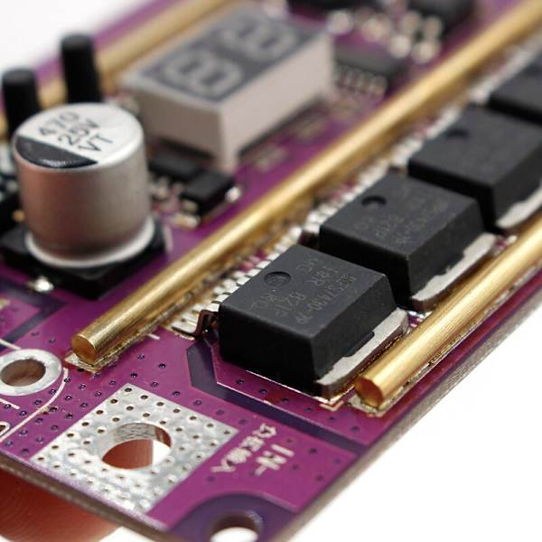 Punktsvets DIY-kit 99 växlar Justerbar punktsvetsstyrkort för svetsning 18650 batteri 0,05-0,3 mm