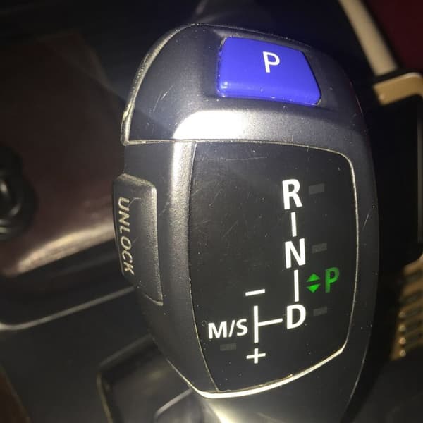 Växelspaksknopp Automatisk parkeringsknapp Lock P För- X5 X6 E70 E71 Blå