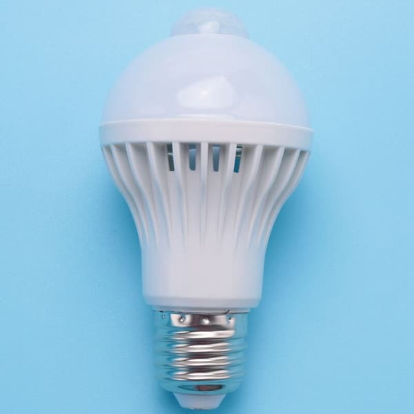 E27 LED-pære Bevegelsessensor LED PIR Bevegelsessensor Globe Pærelampe, 5W