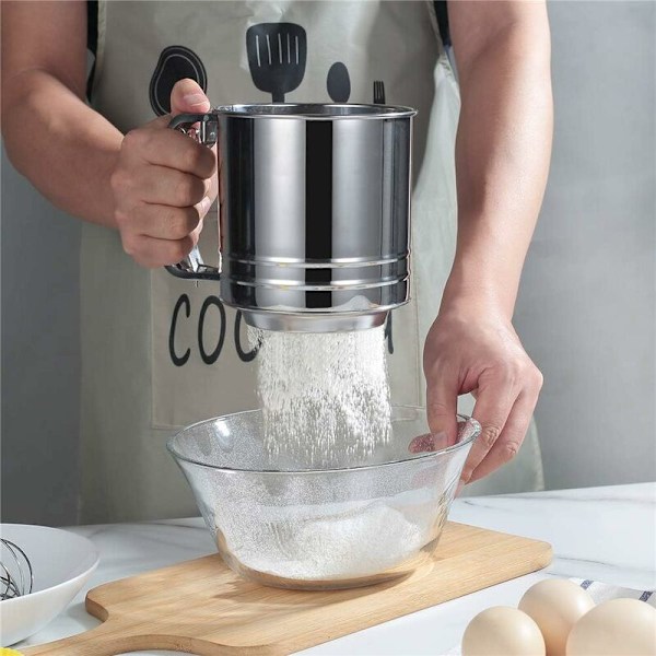 Mjölsikt för bakning i rostfritt stål, liten dubbelsikt med handpressdesign, korrosionsbeständig baksiktkopp för pulveriserat socker