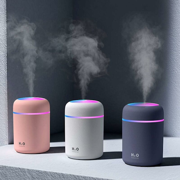 Fargerik Kule Mini Søt Luftfukter USB 300ml Bærbar med 7 Farger 2 Tåke Moduser Ultra Stille Egnet for Hjem Bil Soverom Kontor og Reise (Rosa)