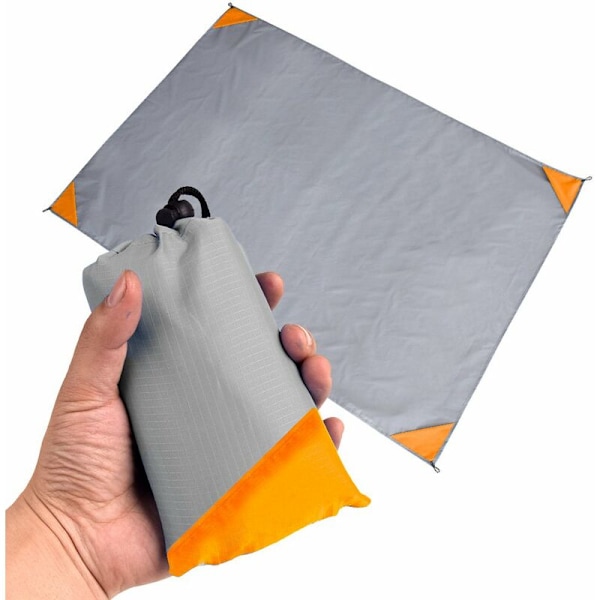 Utendørs campingmatte vanntett og praktisk sammenleggbar piknikmatte plen fuktighetsbestandig matte polyester pledd strandmatte - Passer lett i liten veske, vaskbar