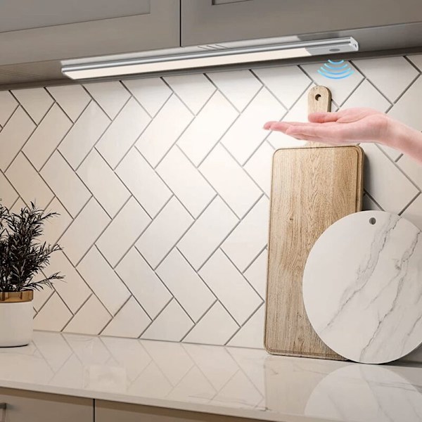 Köksbelysning under skåp med sensor, 40 cm skåpslampa 2 i 1 laddningsbar och USB-driven 5V DC LED-remsa under hylla trådlös batteri