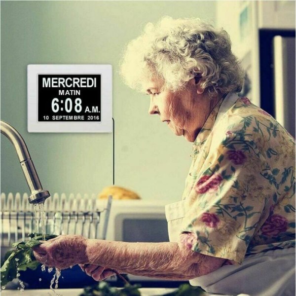 En digital kalenderklocka på 7 tum med datum och tid, Alzheimers klocka för föräldrar, Medicinpåminnelse för mor- och farföräldrar och barn - Vit - 2