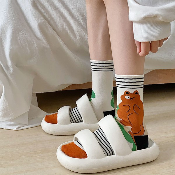 5 par sokker for kvinner tegneserie graffiti kawaii kanin katt bjørn bomullssokker koreansk mote fargerike sokker