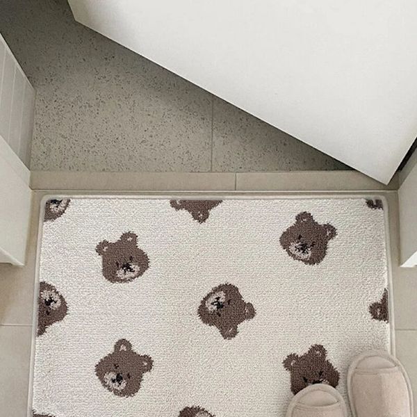 Neliönmuotoinen PVC-kylpyhuoneen ovi matto liukumaton pehmeä ympäristöystävällinen kylpyhuoneen ovi matto keittiöön kotiin pieni karhu 40x60cm/15.7x23.6in