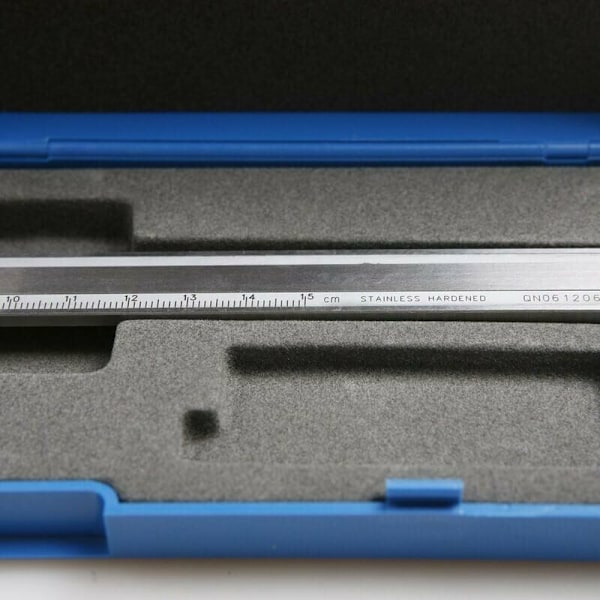 Ruostumattomasta teräksestä valmistettu 6 tuuman iskunkestävä vernier-mitta, / - 0,001\" tarkkuudella