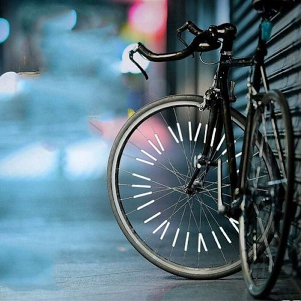 Pyörän heijastinnauha, kiinnikkeet kaikille vakiopyörän säteille. Pyörän vanteen säteet pyörän pidike putki hälytysvalo heijastin - Fei Yu
