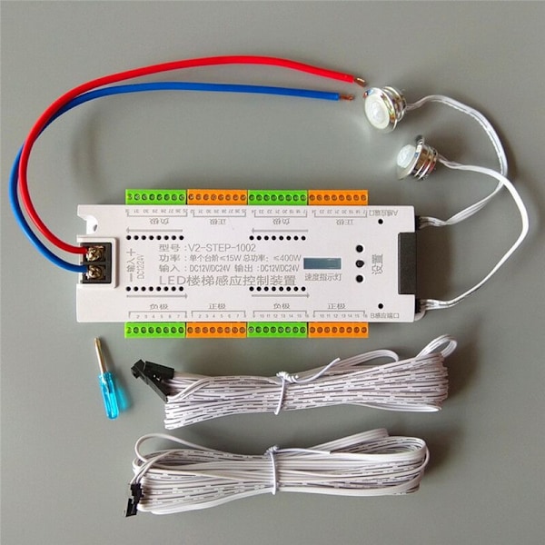 DC 12V 24V 32-kanals trappesensor LED-bevegelseskontroller innendørs PIR nattlys dimmer for trappe fleksibel stripe