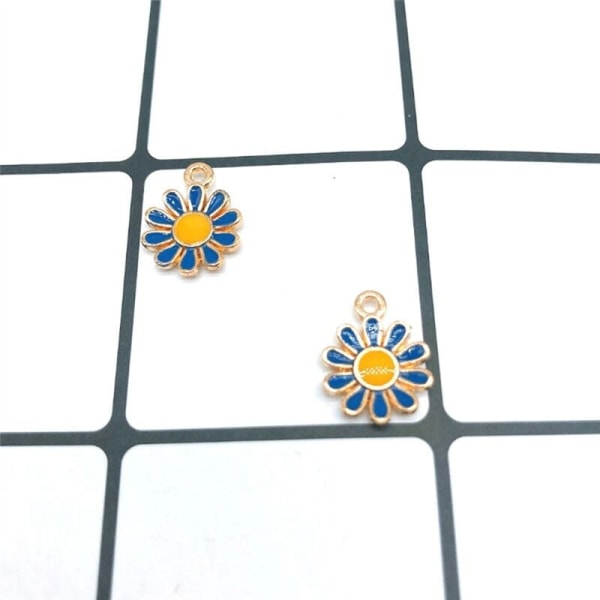 Färgglada blomsterprydnader Daisy Cornflower Charms Legering Emalj Ljusguld Pläterade Anslutningar för hantverk