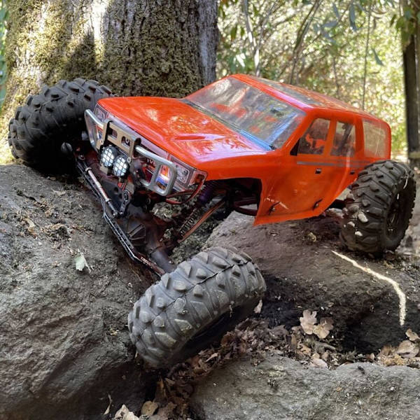 Metallipuskuri Axial Wraith Spawn 1/10 RC-mallinnuksen päivitysosiin ja tarvikkeisiin, punainen