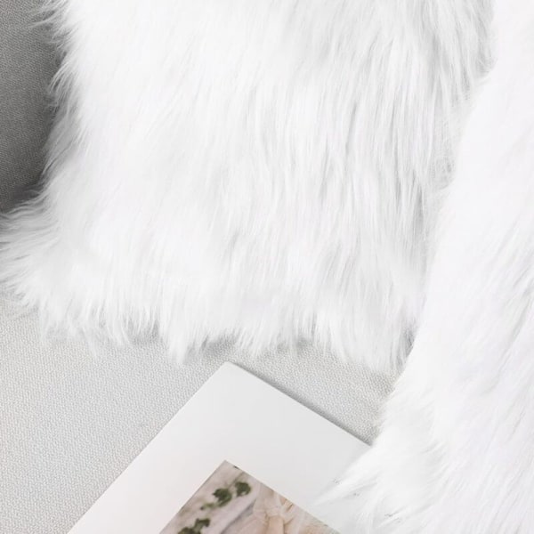 2 stk Putetrekk, Kunstig Pels Deluxe Dekorativ Sofa Soverom Seng Super Myk Pluss Mongolia Putetrekk (2 stk Hvit, 45 x 45 cm)