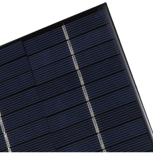 Vanntett solcellepanel 5W 12V utendørs DIY solcellepanelet lader polysilicon epoksy paneler 136X110MM for 9-12V batteriverktøy