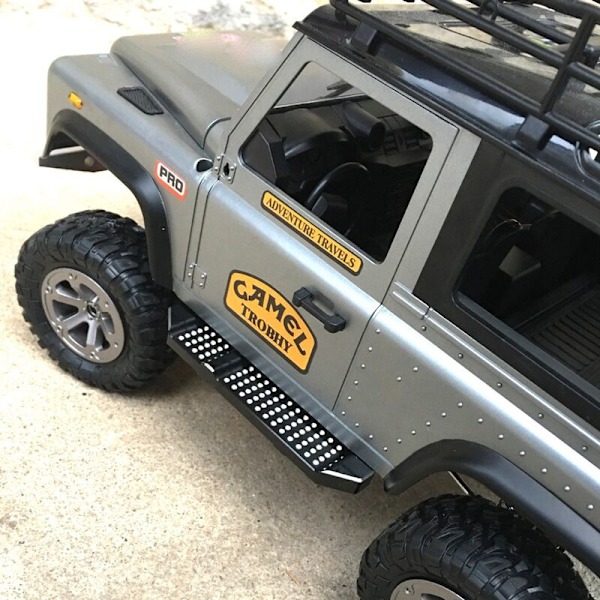 Metal Pedal Side Plate Slider MN D90 MN-90 MN98 MN99 MN99S 1/12 RC-autolle - Parannus- ja lisäosat - Hopea