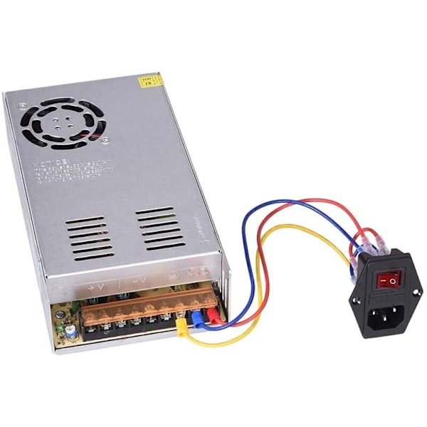 3-napainen IEC320 C14 -sulakekytkin ja virtapistoke 10A 250V jatkomoduuli