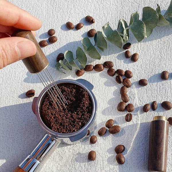 Espresso-kaffeblandare, espressodoseringsverktyg, bärbara espressodoseringsverktyg, 6 nålar i valnötsfärg
