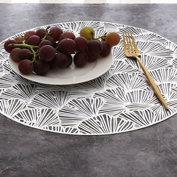 4 kpl pyöreät pöytäliinat Ravintola Ontto PVC-koristelu Dining Mat Anti-Hot Dining Table Mat Steak Plate Mat - Kulta