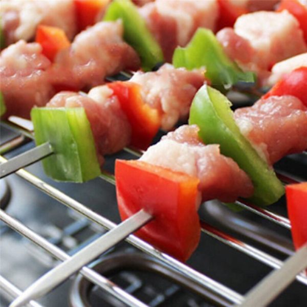 18 stk. Kebab BBQ rustfrie ståls grillspyd med flade træhåndtag Genanvendelige metals grillspyd med opbevaringspose