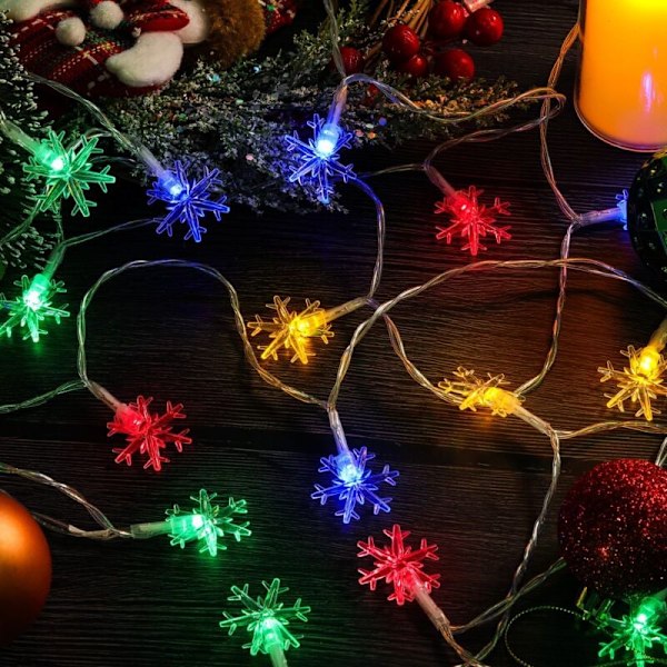 Solcelle-lysstreng for utendørs, 30 LED 6,5m Vanntette Lys Dekorasjon Snøfnugg Juledekorasjon for Soverom Hage Patio (Farge)