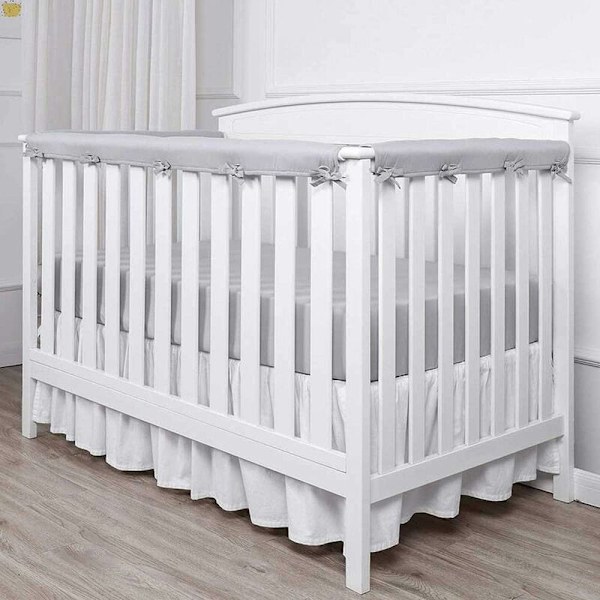 Sett med 3 baby sengbeskyttere - for barnesenger