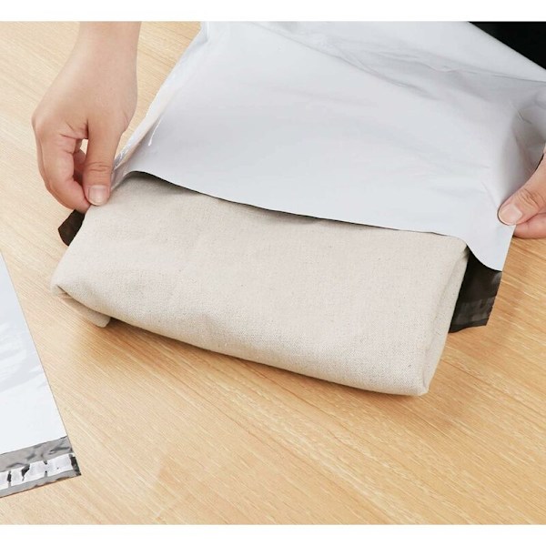 100 stk plastfraktposer 35 x 45 cm plastkonvolutter fraktposer hvit farge postposer vanntett og rivesikker -