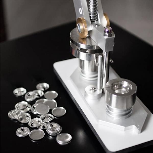 600 st tomma knapptillbehör 25 mm/1 tum kit knappnål bakknapp delar metallmärke för knappmaskin
