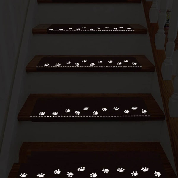 Selvlysende, selvklebende, sklisikre trappematter med bjørneklo-mønster, som lyser i mørket