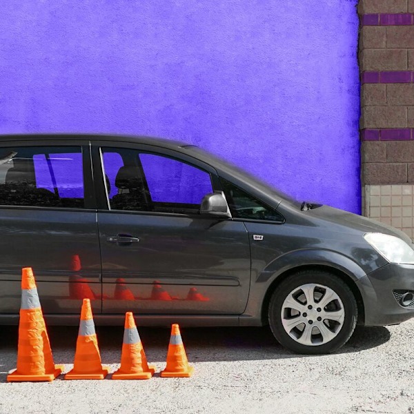 Trafikkjegle med reflektor for signalering og merking på 70 cm med mulighet for å brette sammen