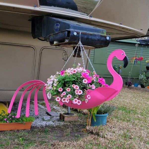 Flygende papegøye og flygende flamingo blomsterpotte, lys fargerik fugl hengende planter, hage blomsterplantepotte