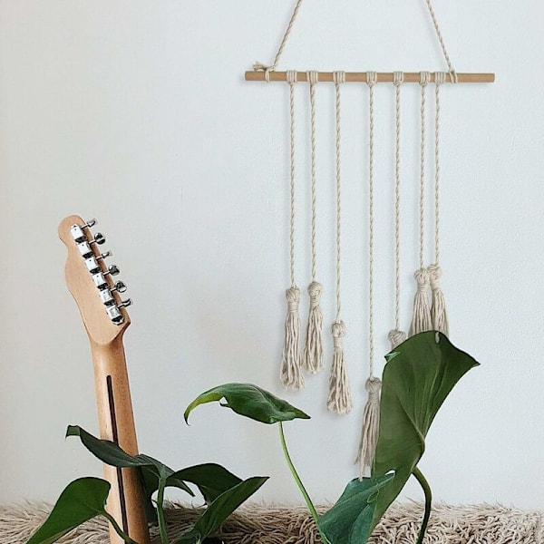 Ripustuskuvakehyksenäyttö, käsityönä valmistettu makrameen ripustuskuvien järjestäjä boho-koti sisustukseen, DIY 25 puuklipsillä (Beige)
