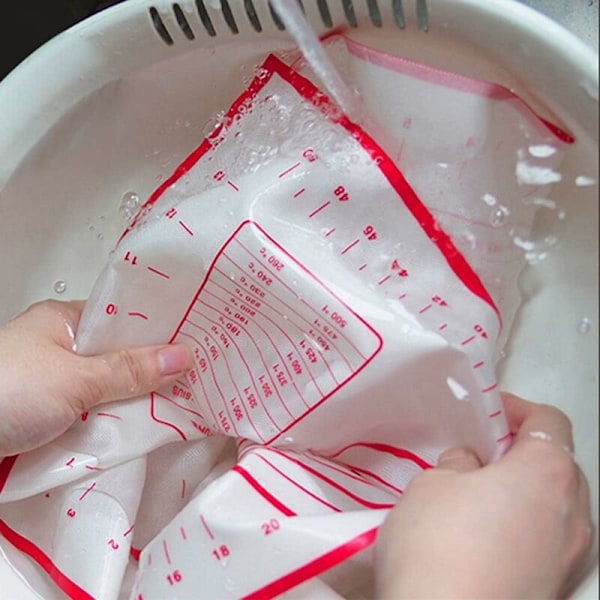Återanvändbar Icke-Klibbig Silikon Bakmatta Fondant Dej Bakmatta, 100% Bisfenol-A (BPA) Fri, Med Mått, 60 x 40 cm - Röd