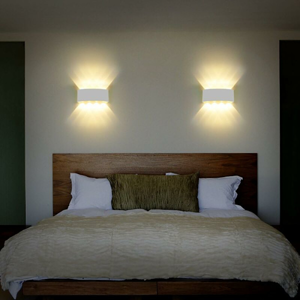 Moderne væglampe IP65 Vandafvisende 8W LED Væglamper Aluminium Indendørs Væglampe til Stue Soveværelse Gang Trappe Gangsti (Varmt Hvidt Lys, Hvid)